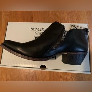 Frye Sacha Moto Shootie